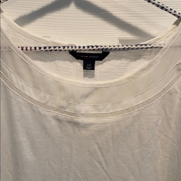 🌻🌻 Tommy Hilfiger like new - Picture 2 of 3